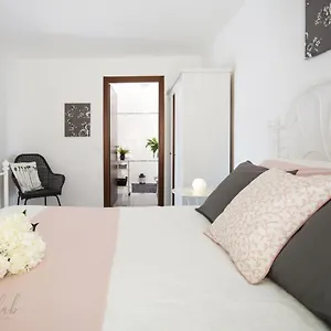 https://villa-d-relaxing-holiday-house.it-romehotels.com